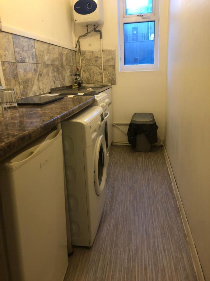 Отель Oyo 94 Bricklane Studio Flats Лондон Экстерьер фото